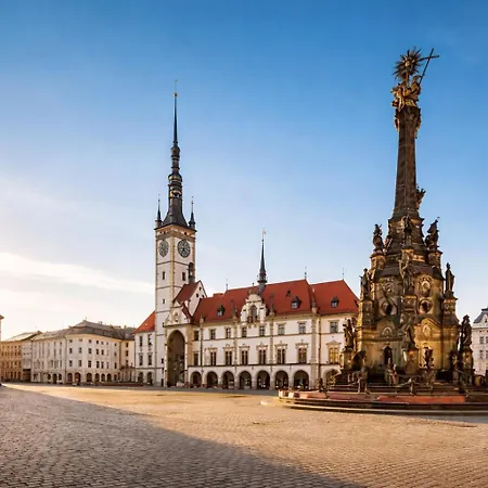 Apartmán U Divadla Na Náměstí - Cz